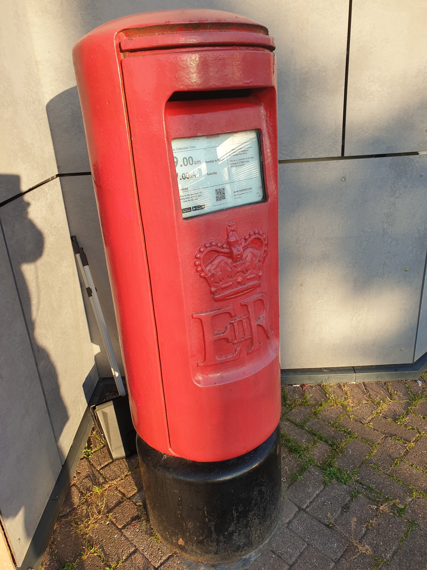 Postbox: M5, Rooksbridge, Rooksbridge, Somerset