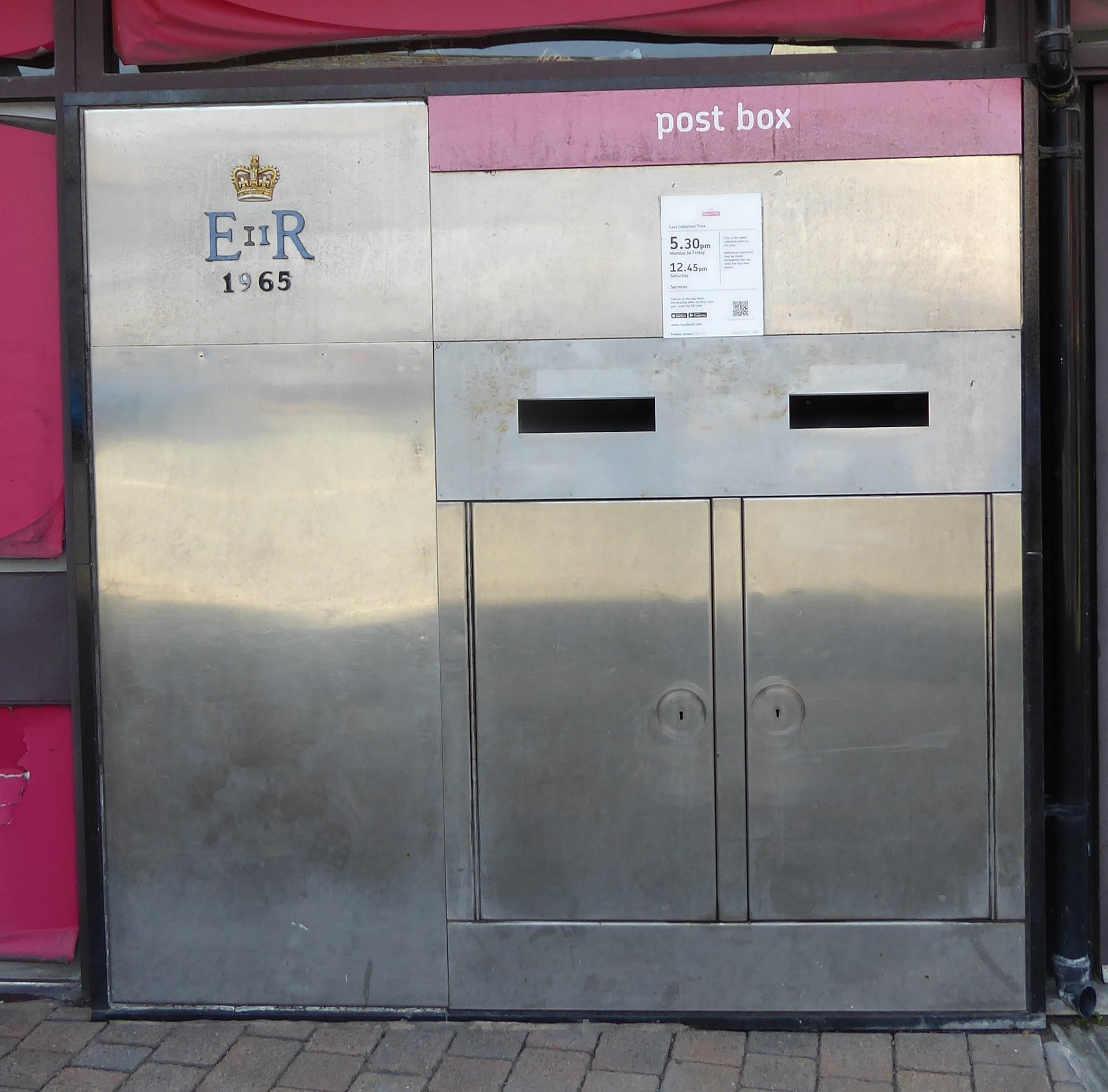 Postbox: Princes Street, Penrith, Penrith, Westmorland and Furness