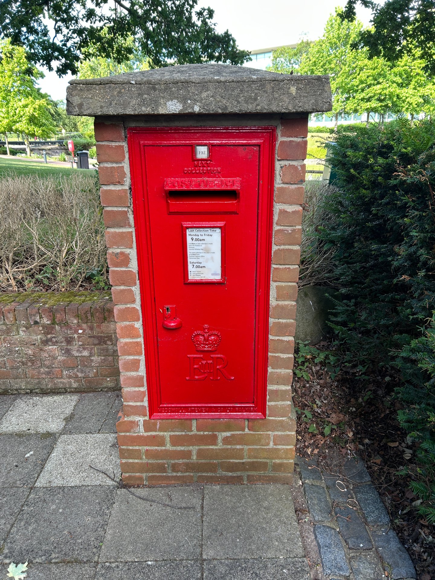 Postbox: Parkway, Whiteley