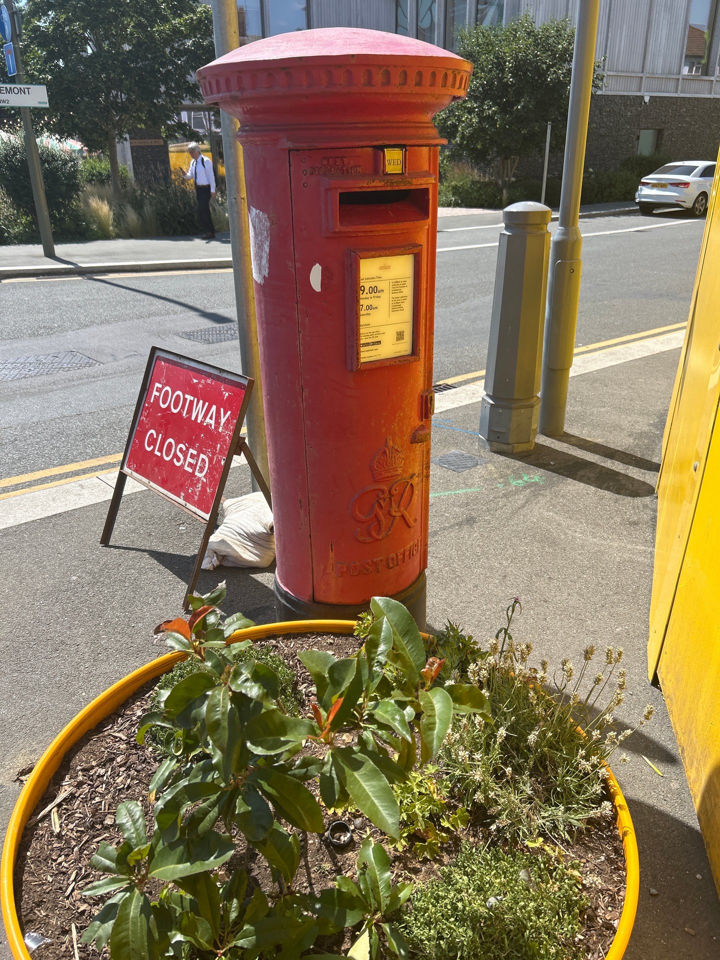 Postbox: Claremont Way, Hendon, Greater London