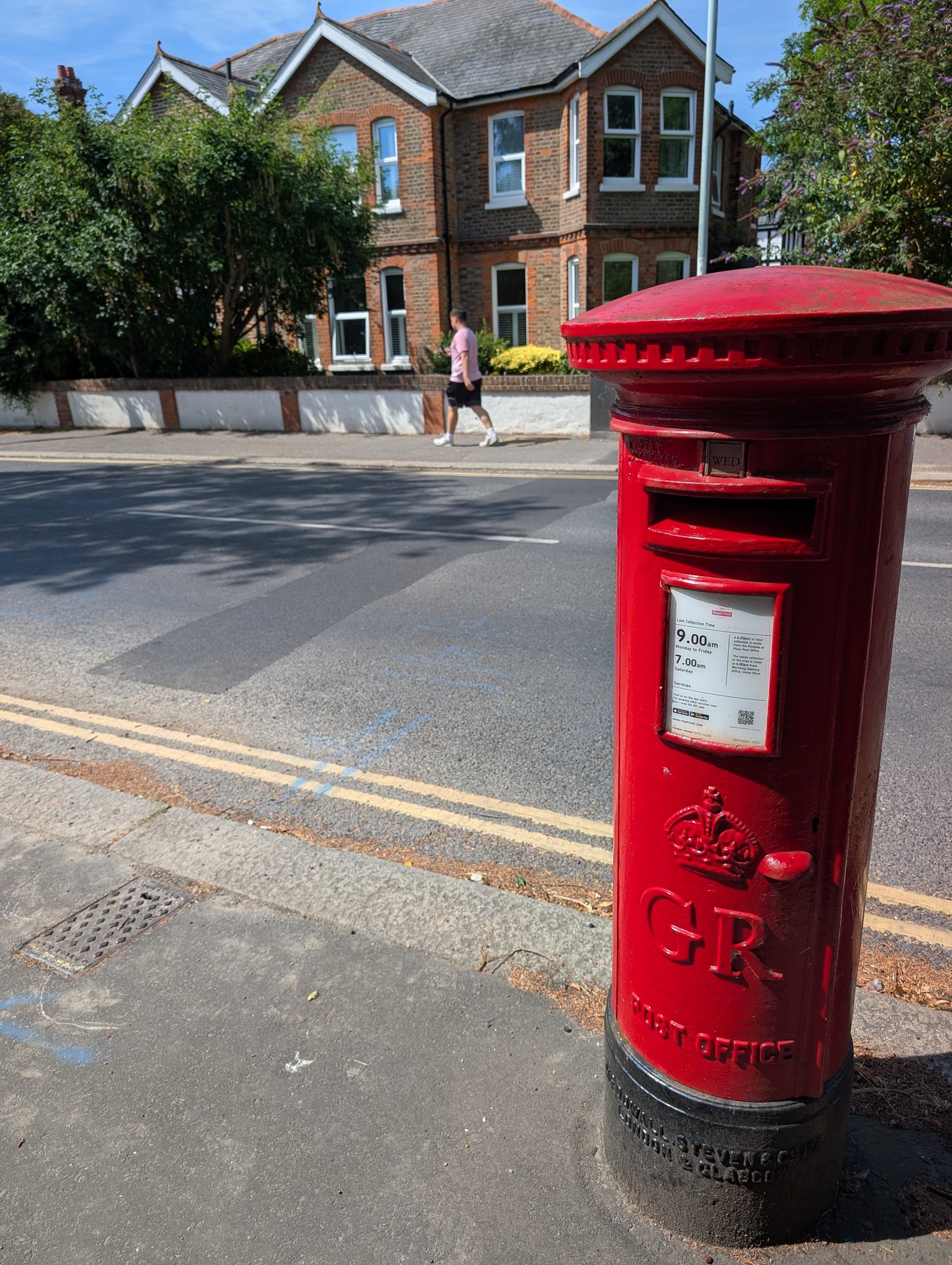 Postbox: Cowper Road, Worthing, Worthing, West Sussex