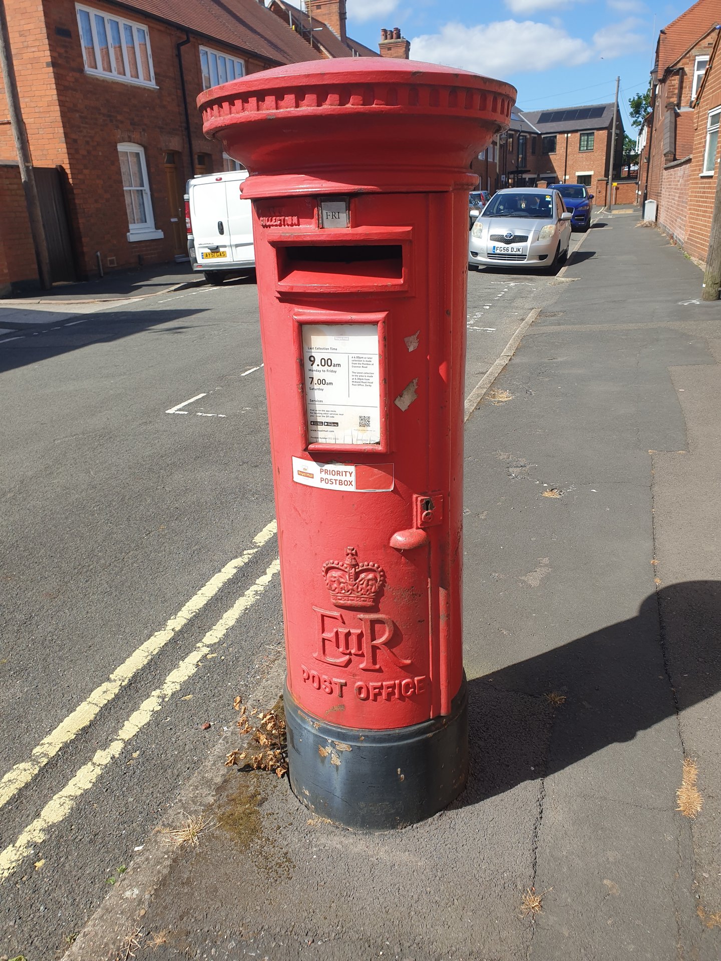 Postbox: Alice Street, Derby
