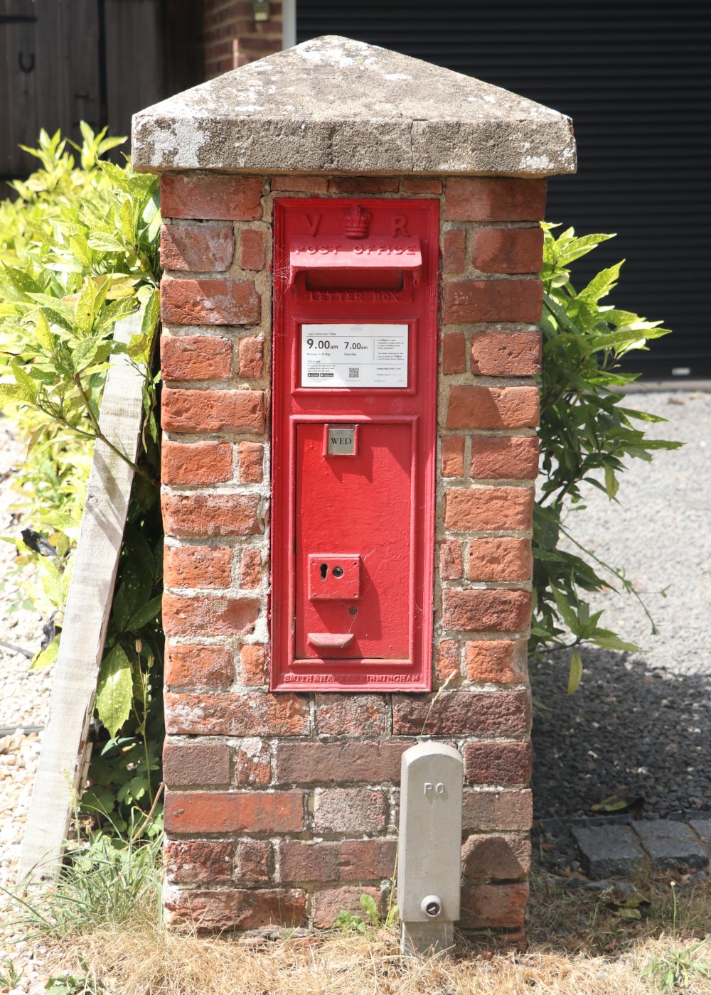 Postbox: Anthonys, Woking, Woking, Surrey