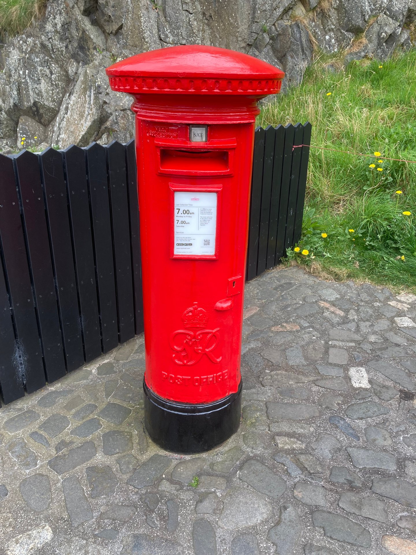 Postbox: Lang Stairs, City of Edinburgh, City of Edinburgh, Scotland