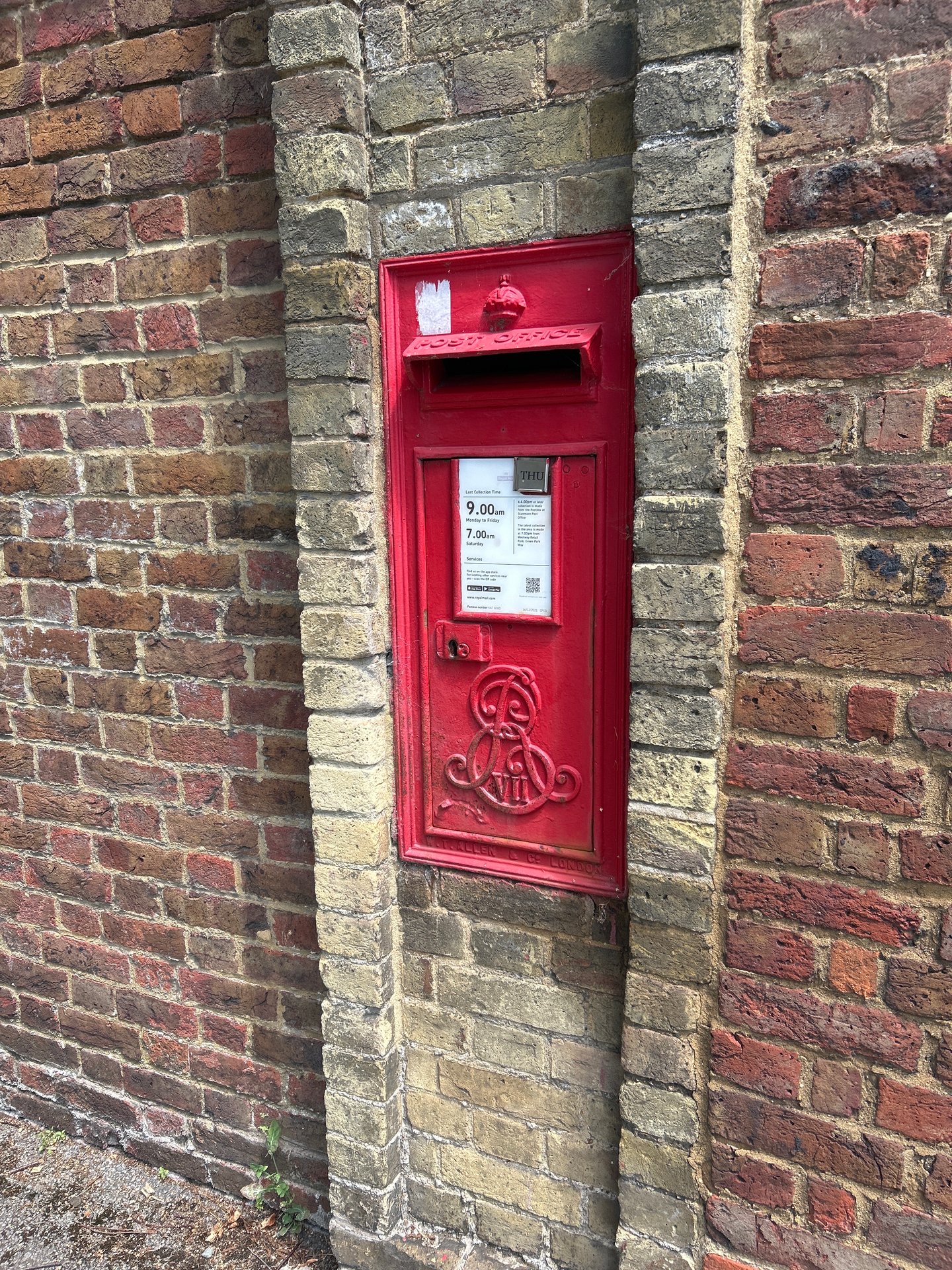 Postbox: Green Lane,