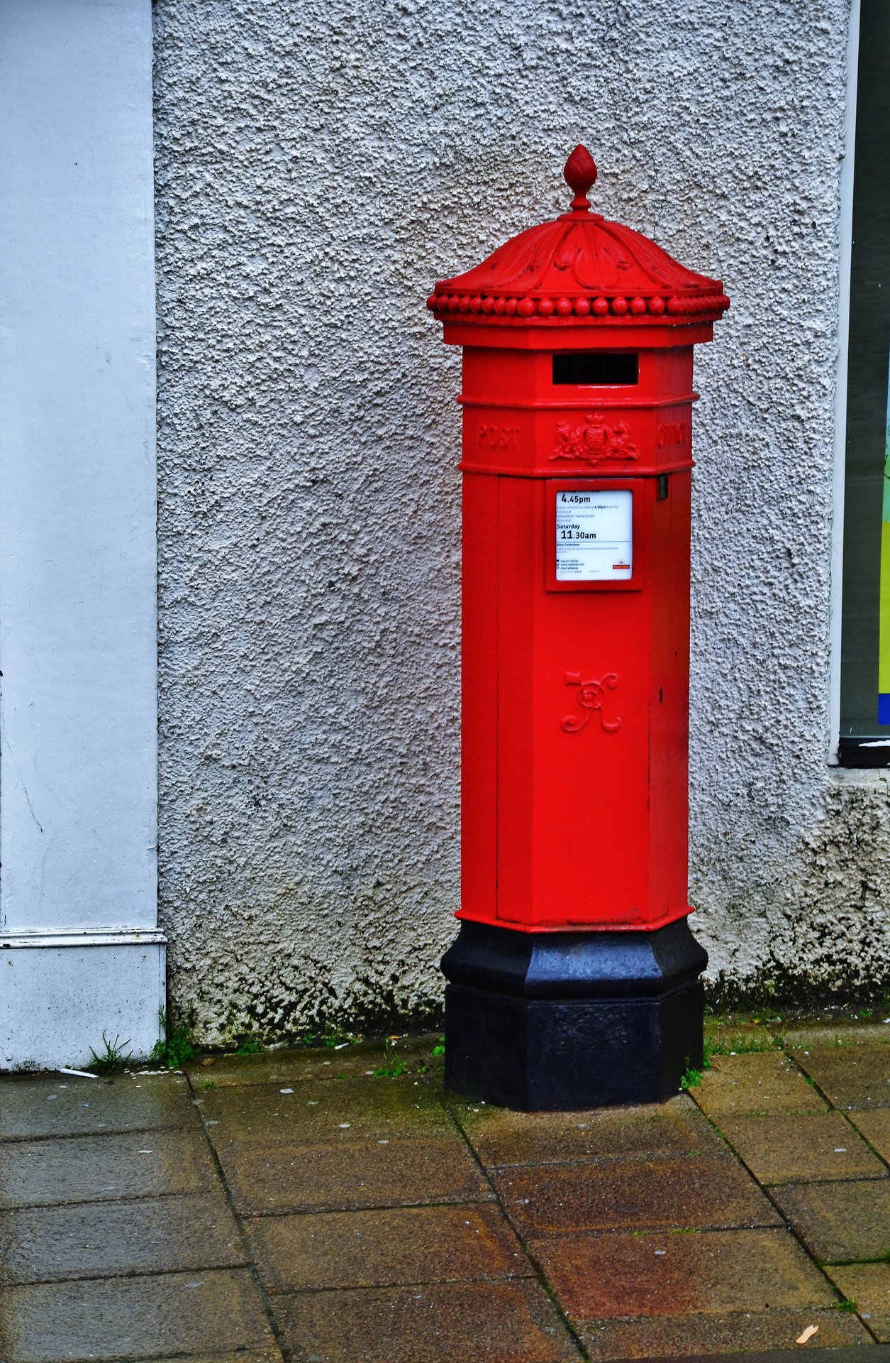 Postbox: Millgate, Richmond, Richmond, North Yorkshire