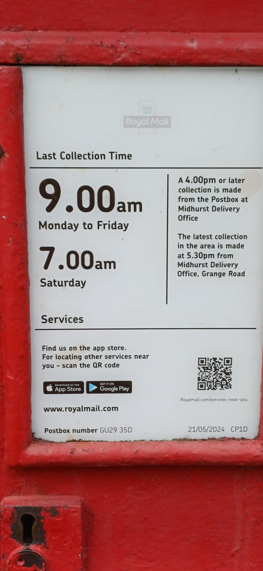 Postbox: Petersfield Road, Stedham